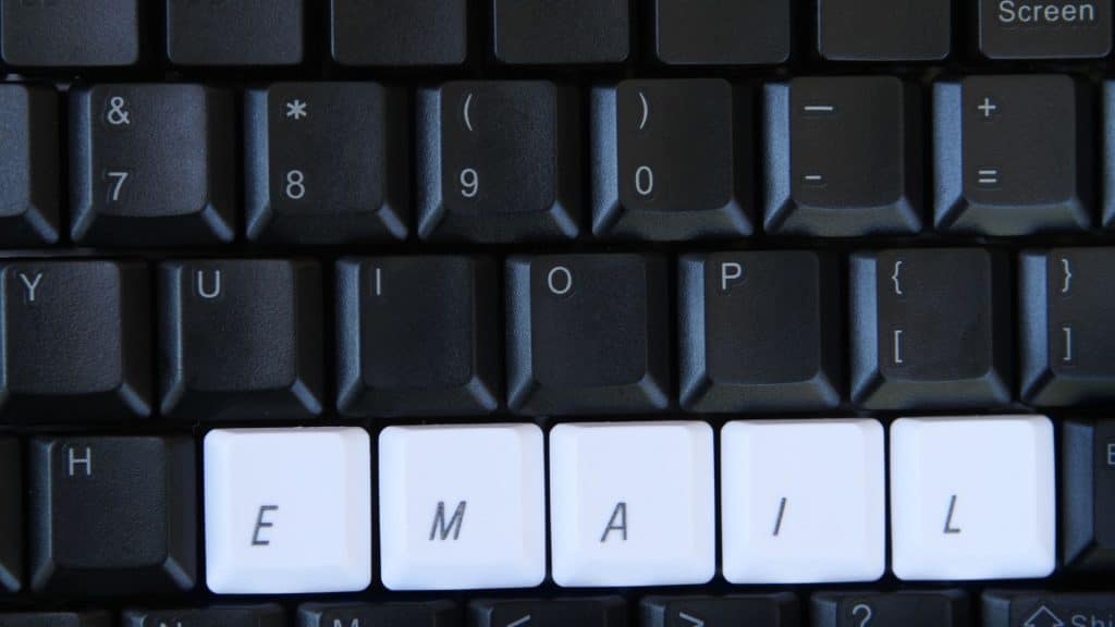 Sell b2b email accounts lists
